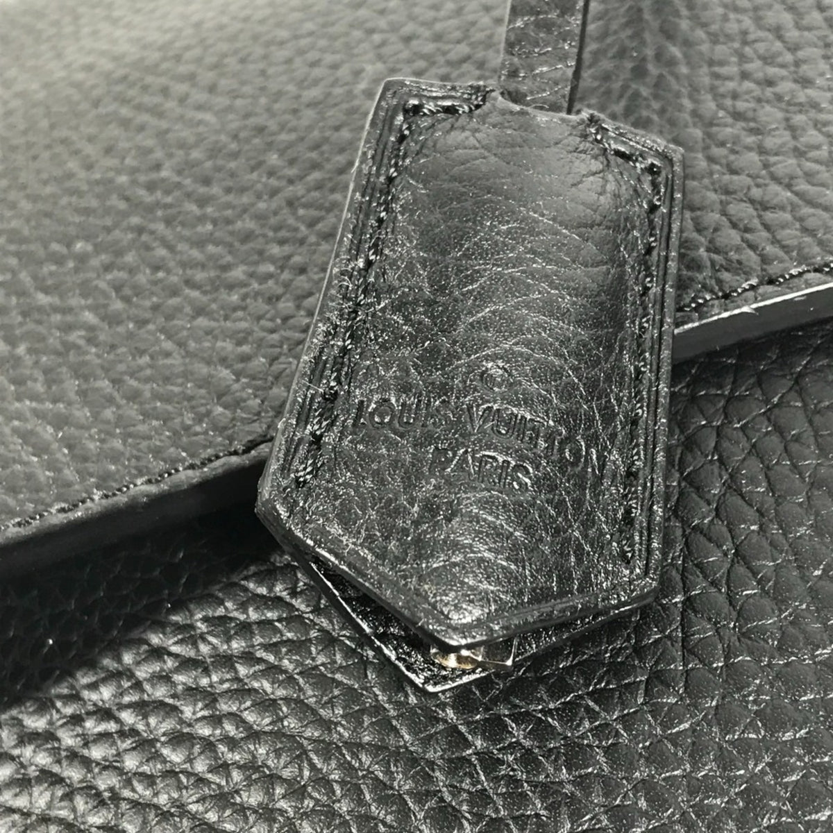 Louis Vuitton Black Leather Briefcase Handbag (Pre-Owned)