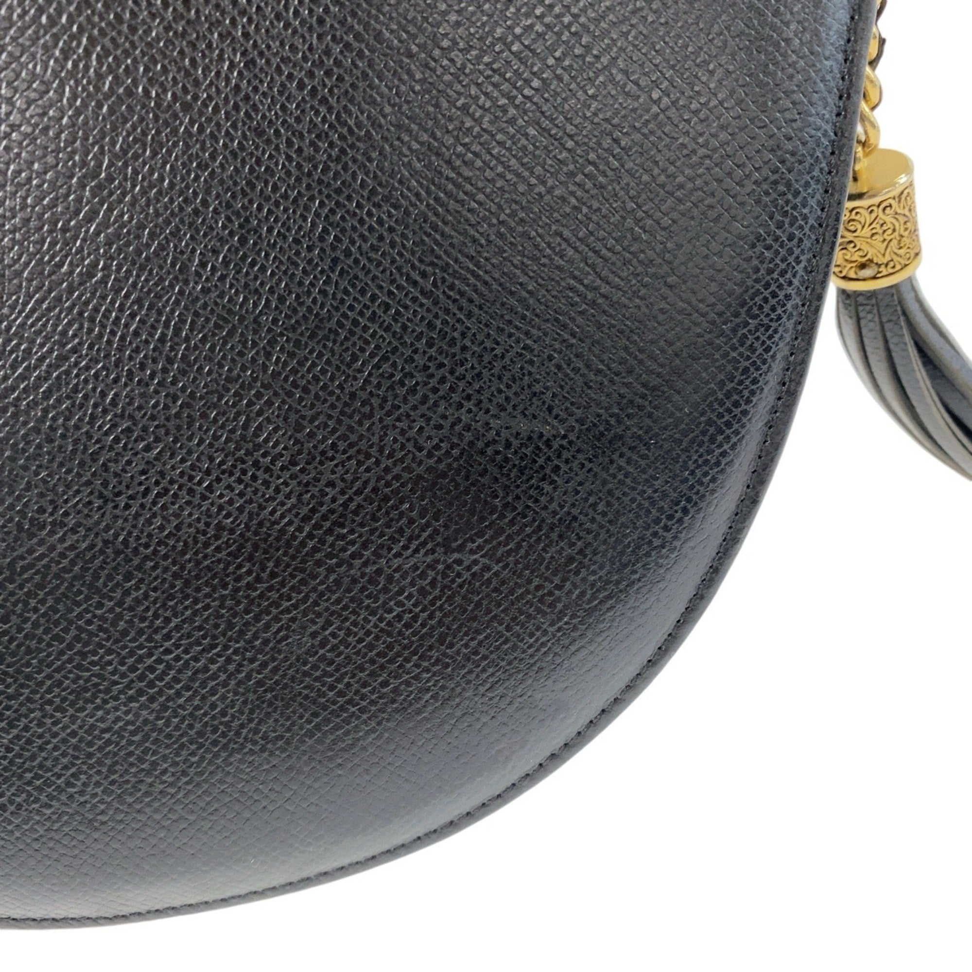 Valentino Garavani Black Leather Pochette Shoulder Bag (Pre-Owned)