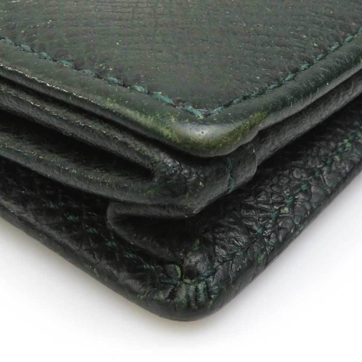 Louis Vuitton Dark Green Taiga Leather Coin Purse/Coin Case (Pre-Owned)