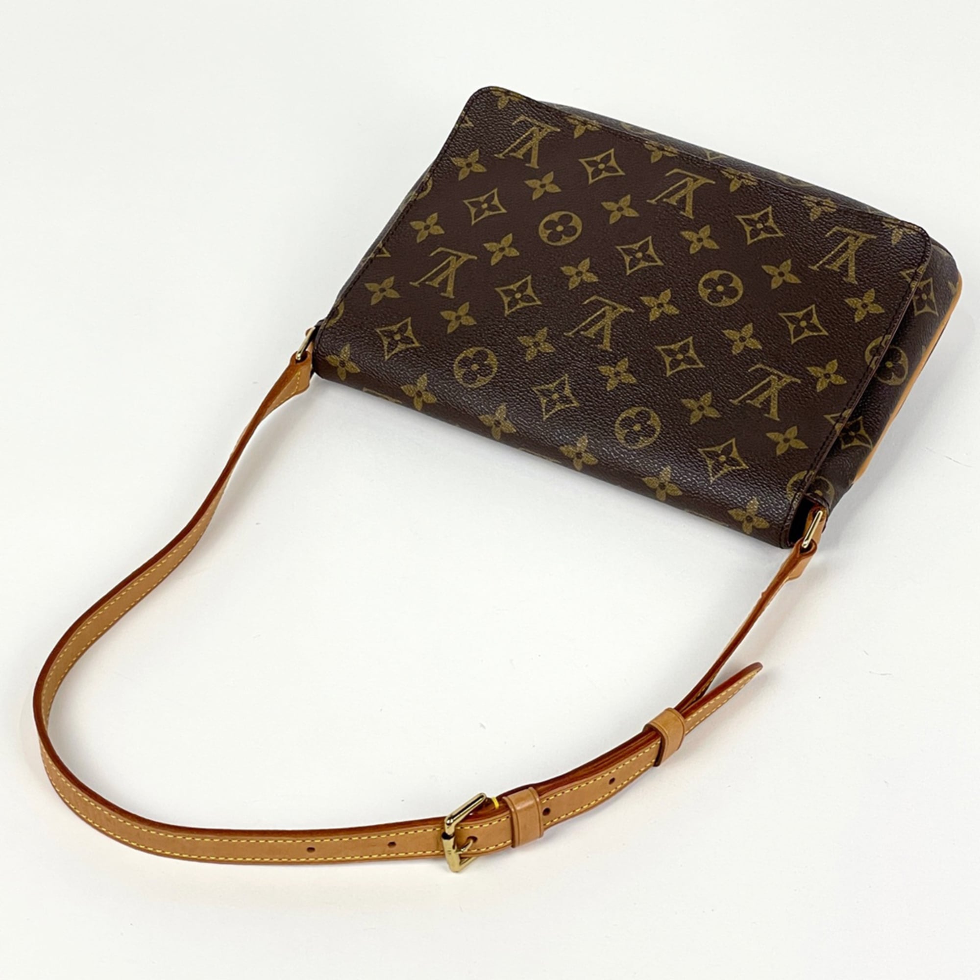 Louis Vuitton Brown Monogram Monogram Shoulder Bag (Pre-Owned)