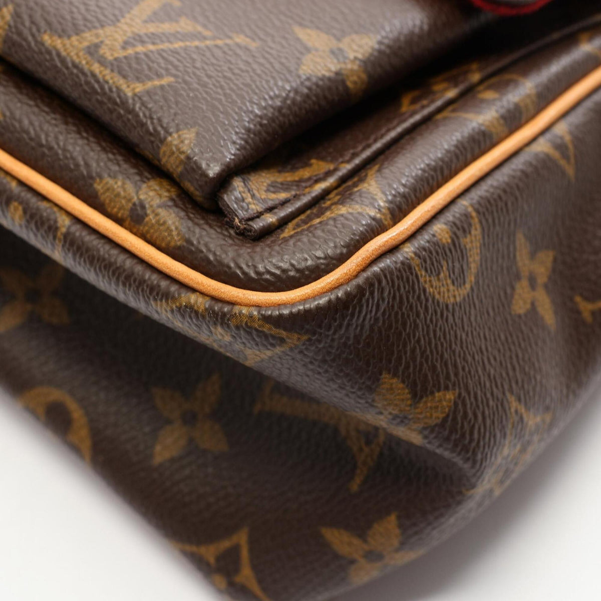 Louis Vuitton Brown Monogram Coated Canvas Leather Handbag Shoulder Bag (Pre-Owned)