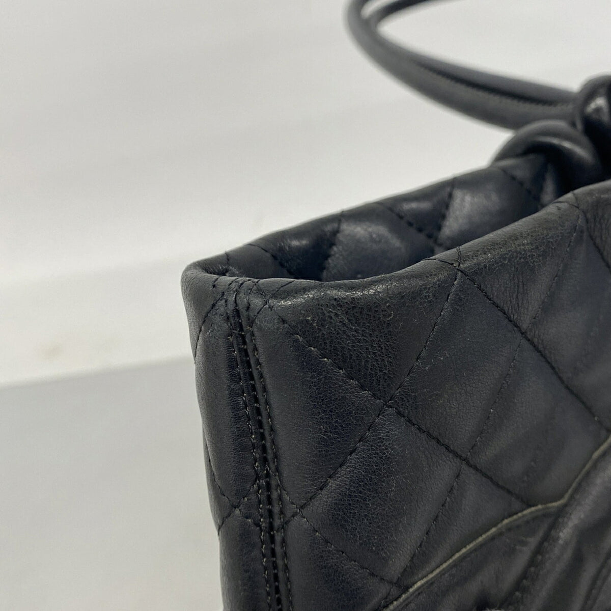 Chanel Black Leather Tote Bag (Pre-Owned)