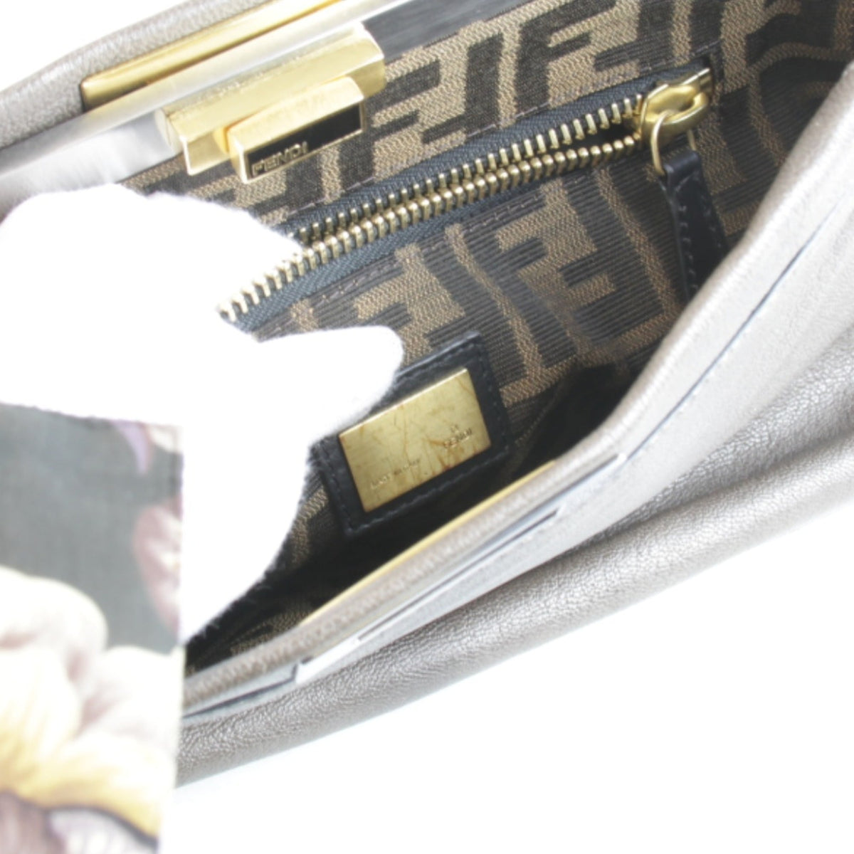 Fendi Brown Leather Handbag (Pre-Owned)