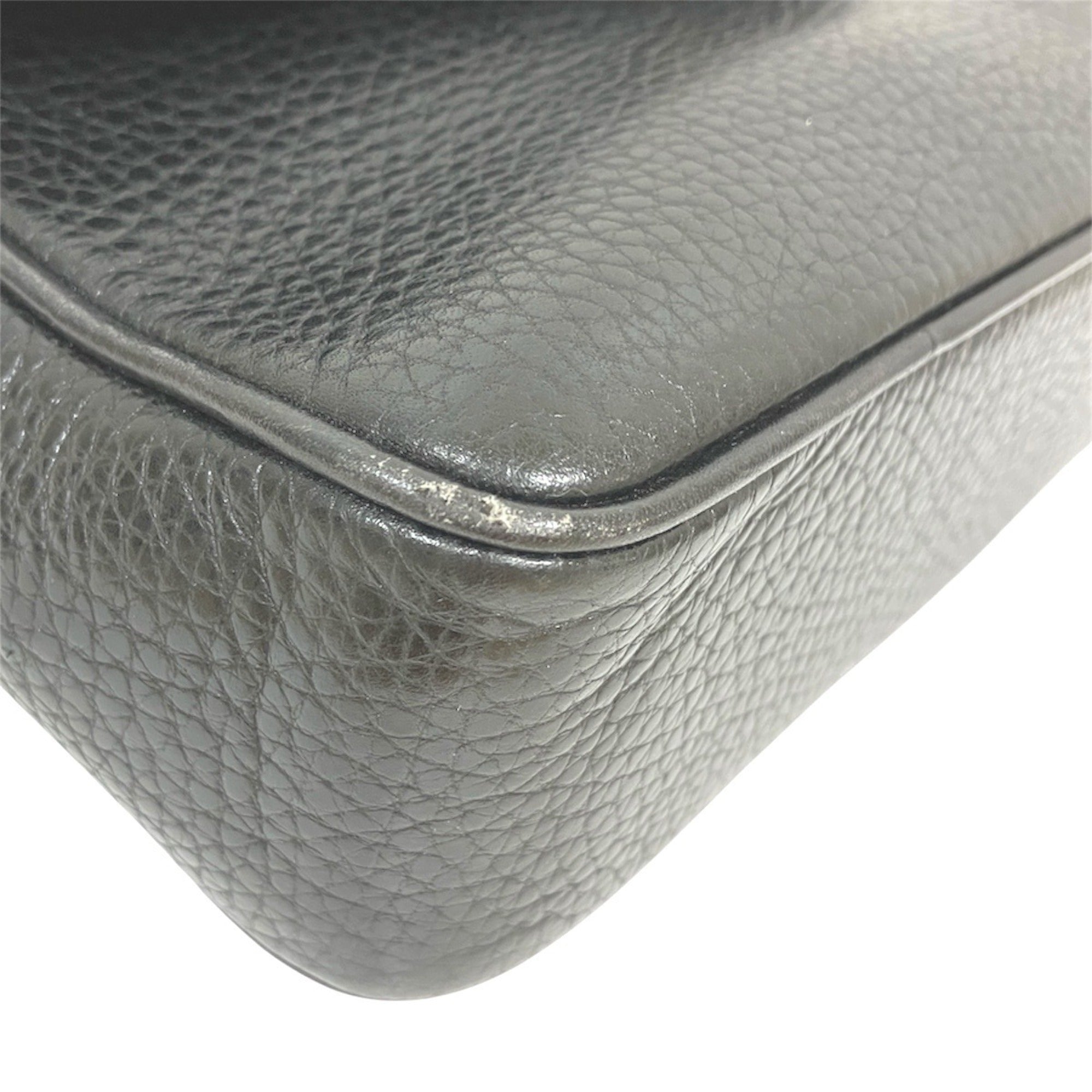 Celine Black Leather Shoulder Bag (Pre-Owned)