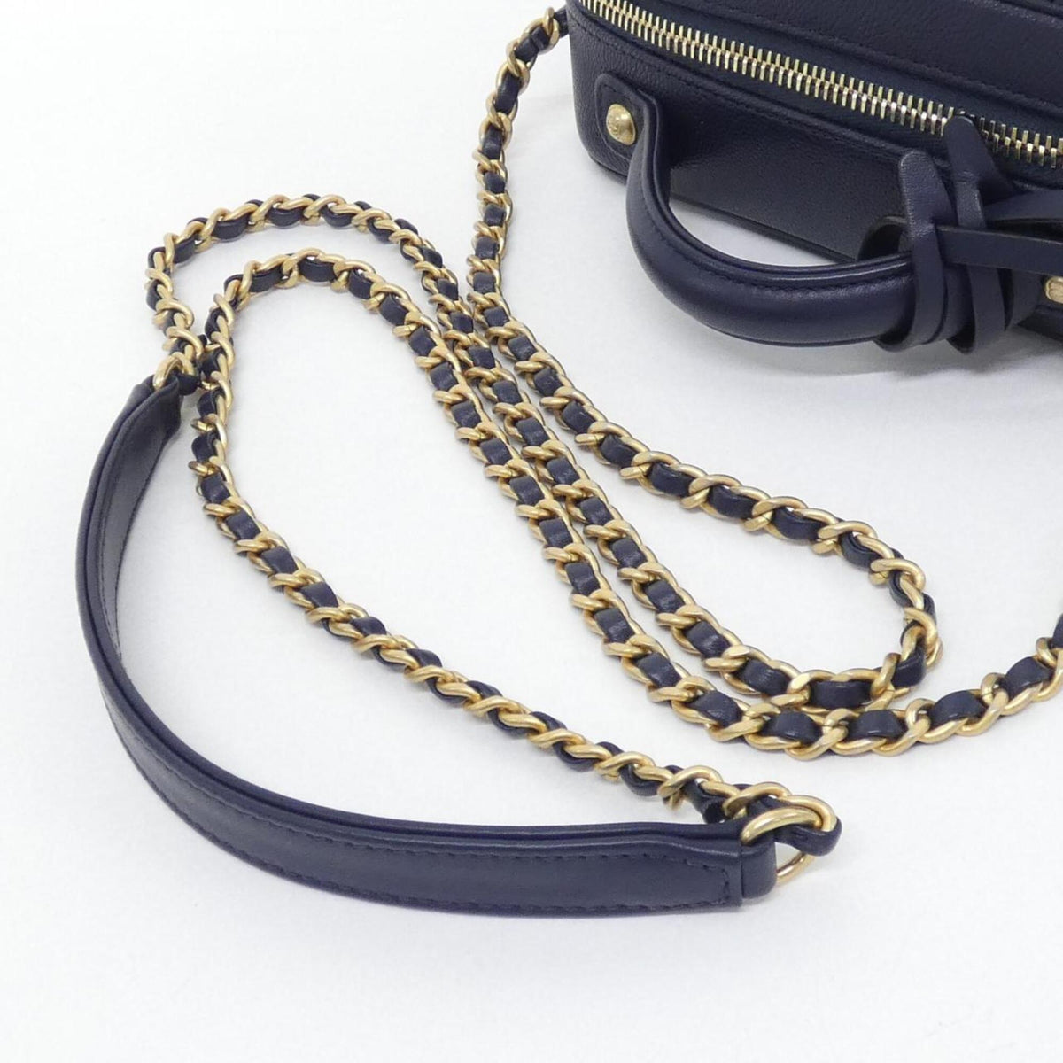 Chanel Navy Grained Calfskin Handbag (Pre-Owned)