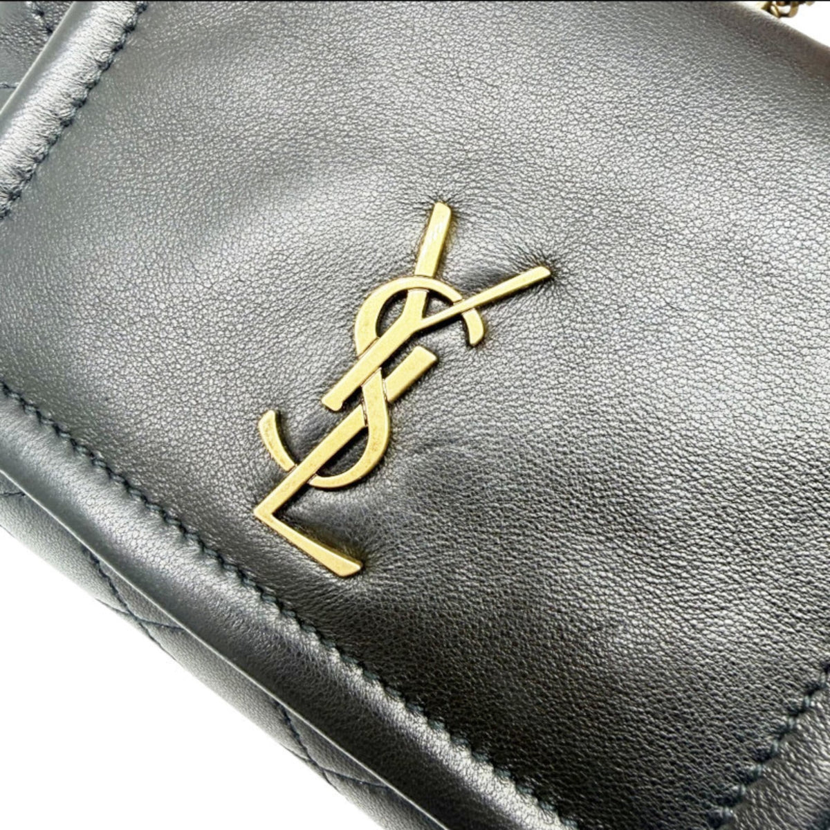 Saint Laurent Black Leather Shoulder Bag (Pre-Owned)