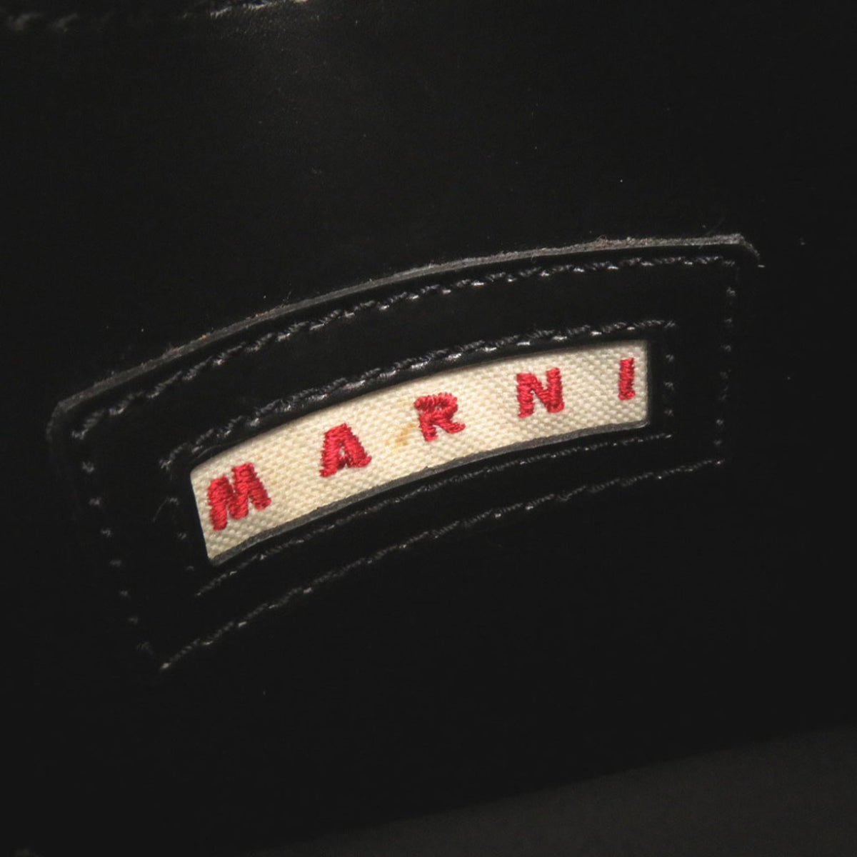 Marni Black Leather Handbag Shoulder Bag (Pre-Owned)