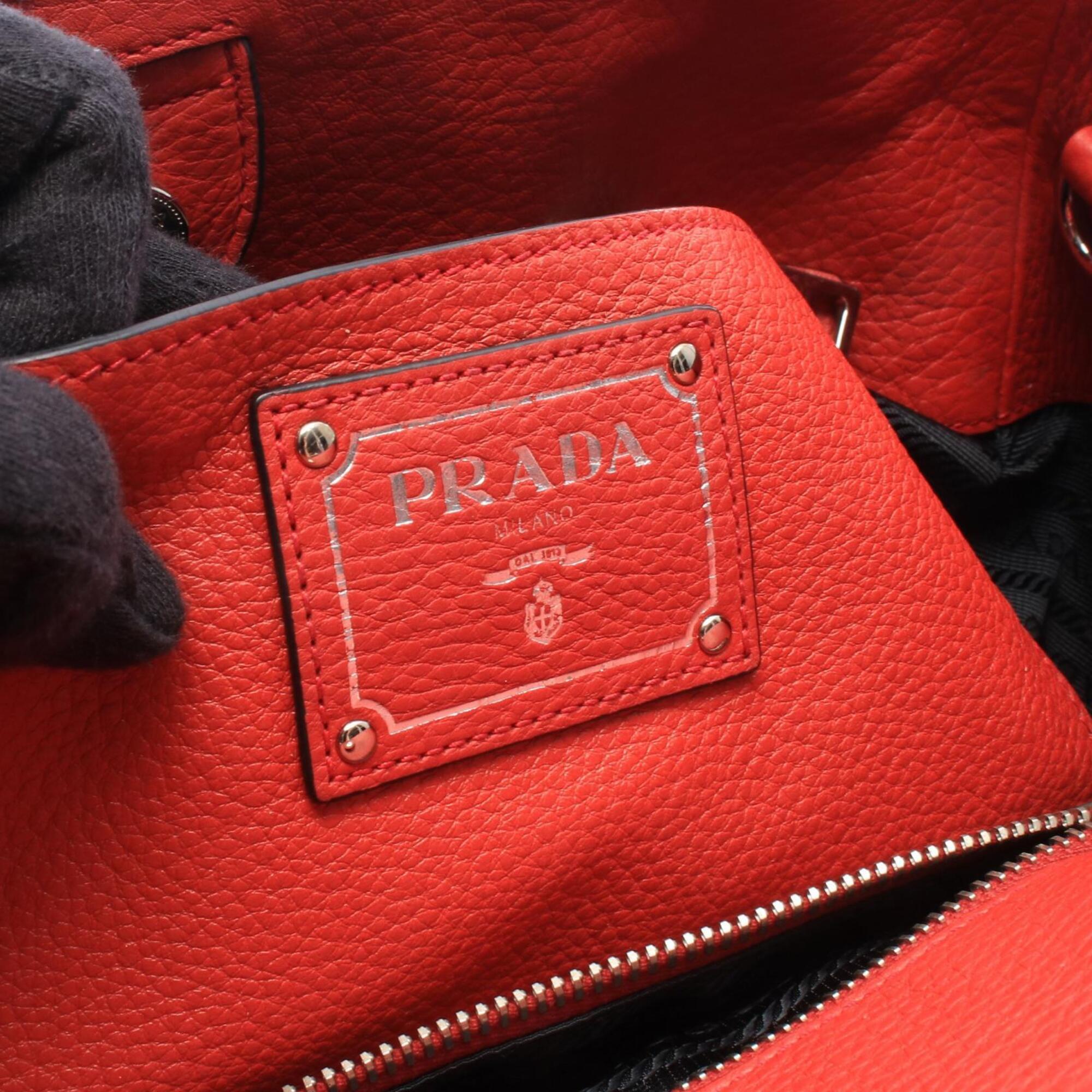 Prada Red Color Leather Handbag Tote Bag (Pre-Owned)