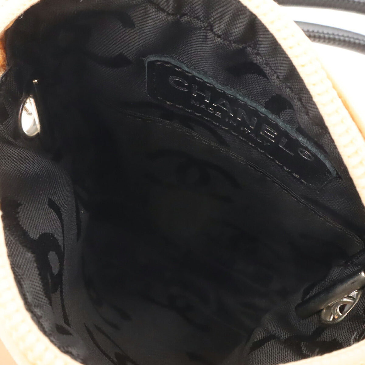 Chanel Beige Black Pochette Shoulder Bag (Pre-Owned)