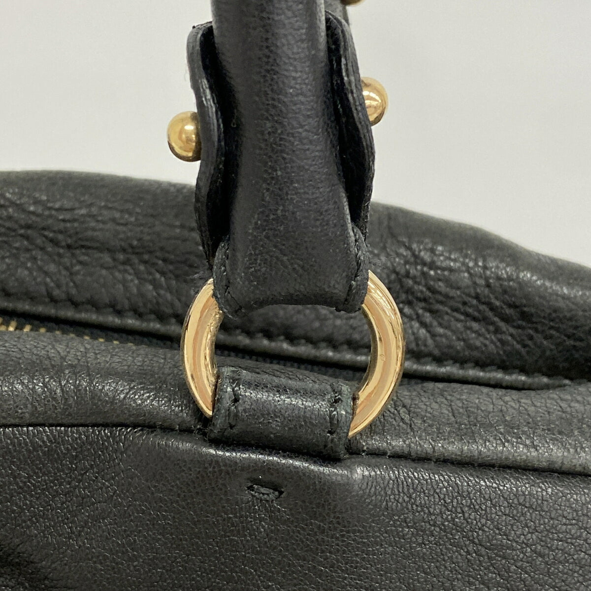 Salvatore Ferragamo Black Leather Handbag (Pre-Owned)