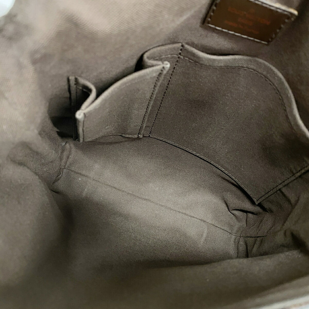 Louis Vuitton Ebene Shoulder Bag (Pre-Owned)