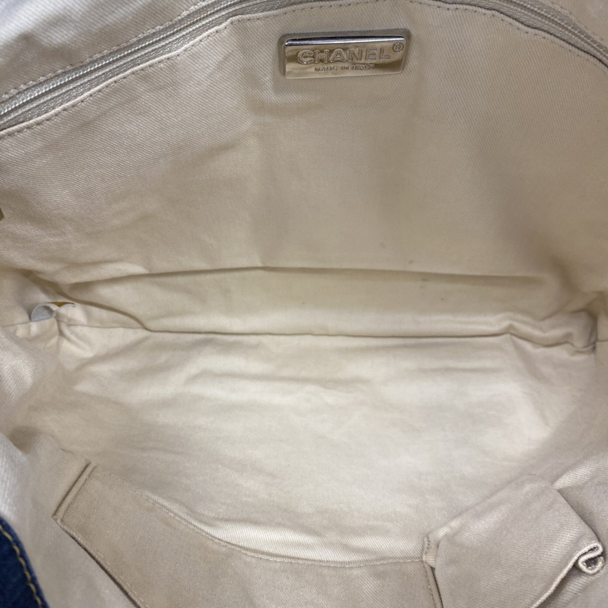 Chanel Navy Denim Tote Bag (Pre-Owned)