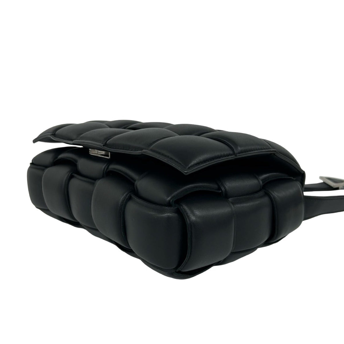 Bottega Veneta Black Leather Pochette Shoulder Bag (Pre-Owned)