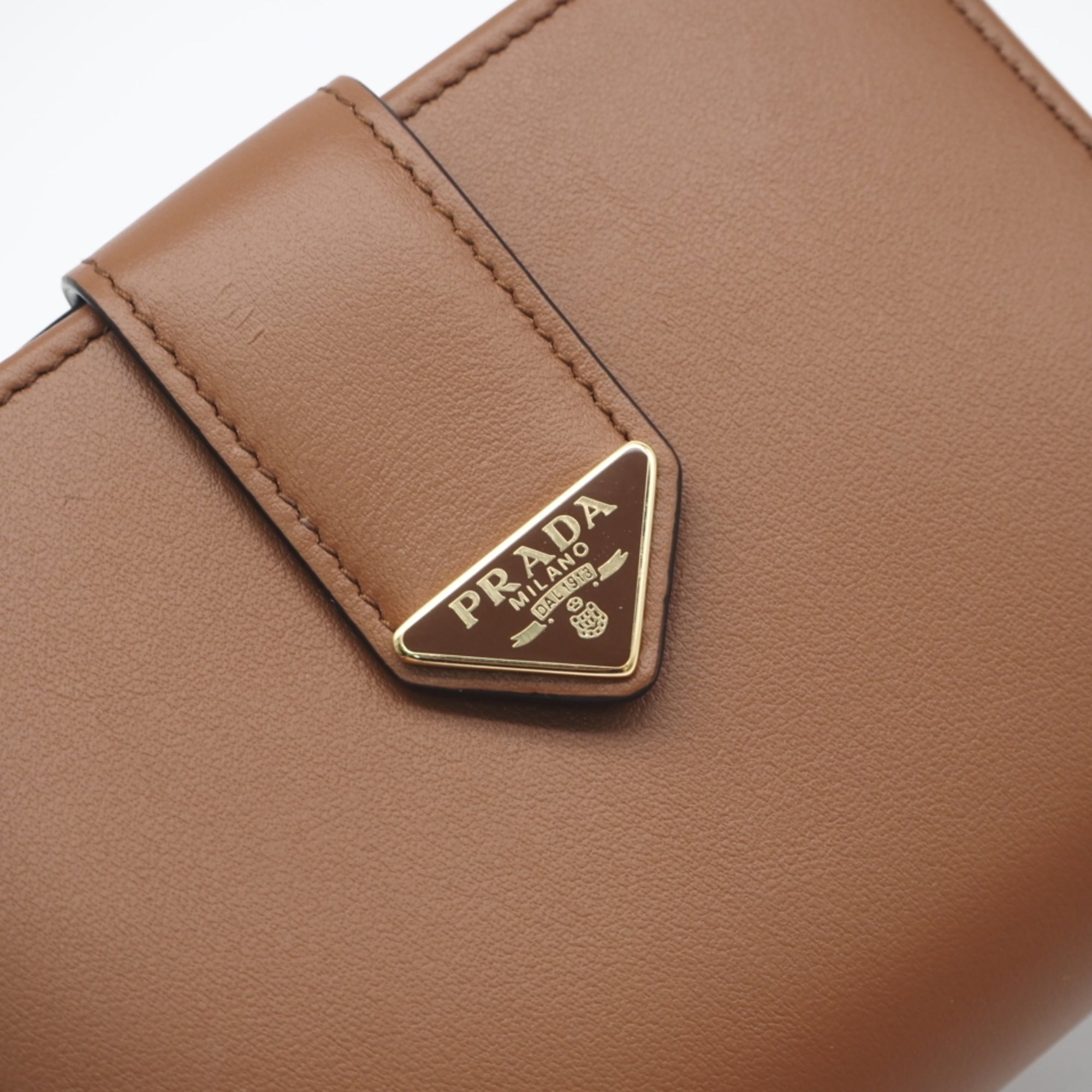 Prada Brown Saffiano Wallet (Bi-Fold) (Pre-Owned)