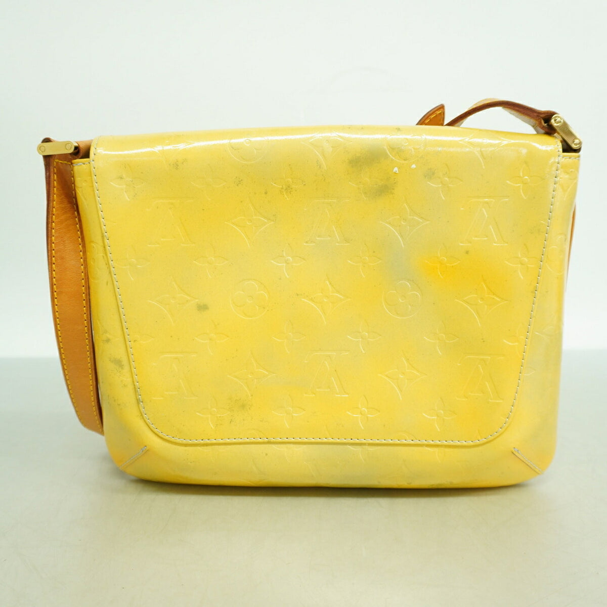 Louis Vuitton Gris Shoulder Bag (Pre-Owned)