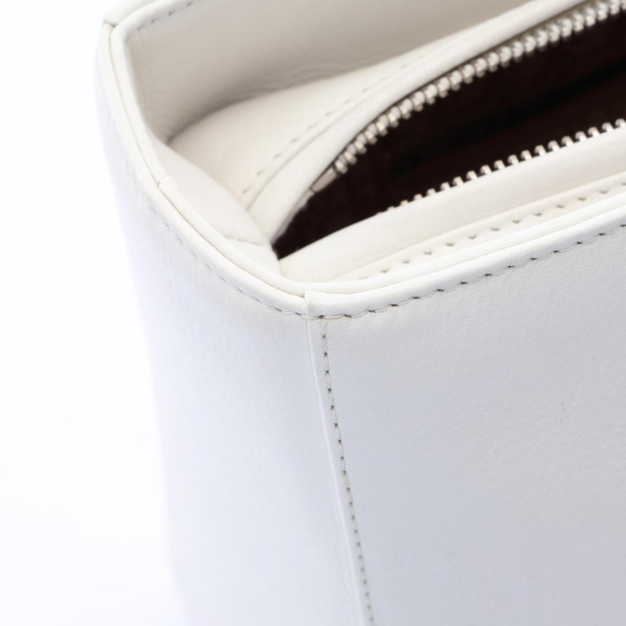 Christian Dior Lady Dior White Leather Handbag (Pre-Owned)