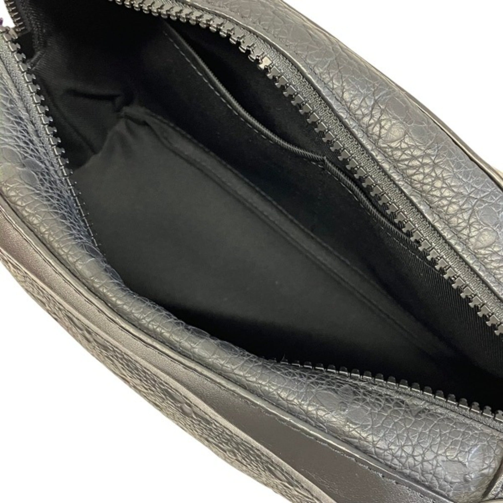 Louis Vuitton Monogram Noir Leather Shoulder Bag (Pre-Owned)