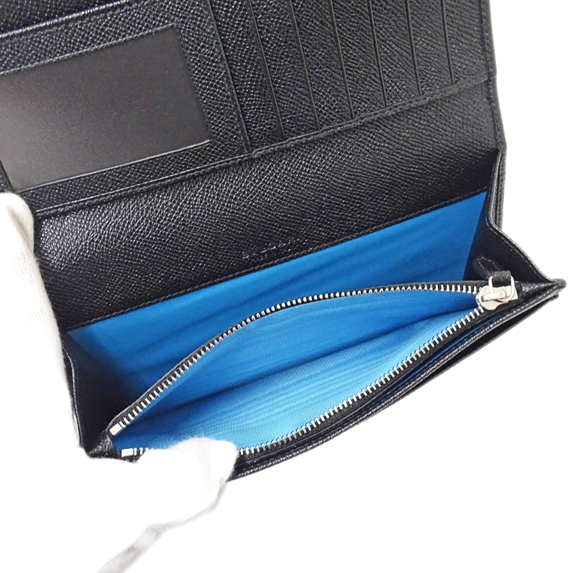 Bvlgari Black Leather Long Wallet (Bi-Fold) (Pre-Owned)