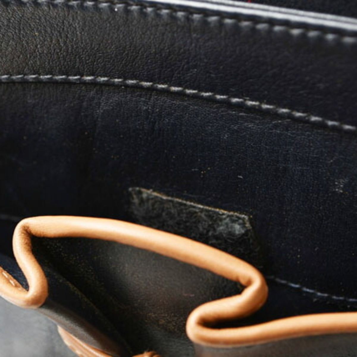 Celine Dark Navy Leather Shoulder Bag (Pre-Owned)