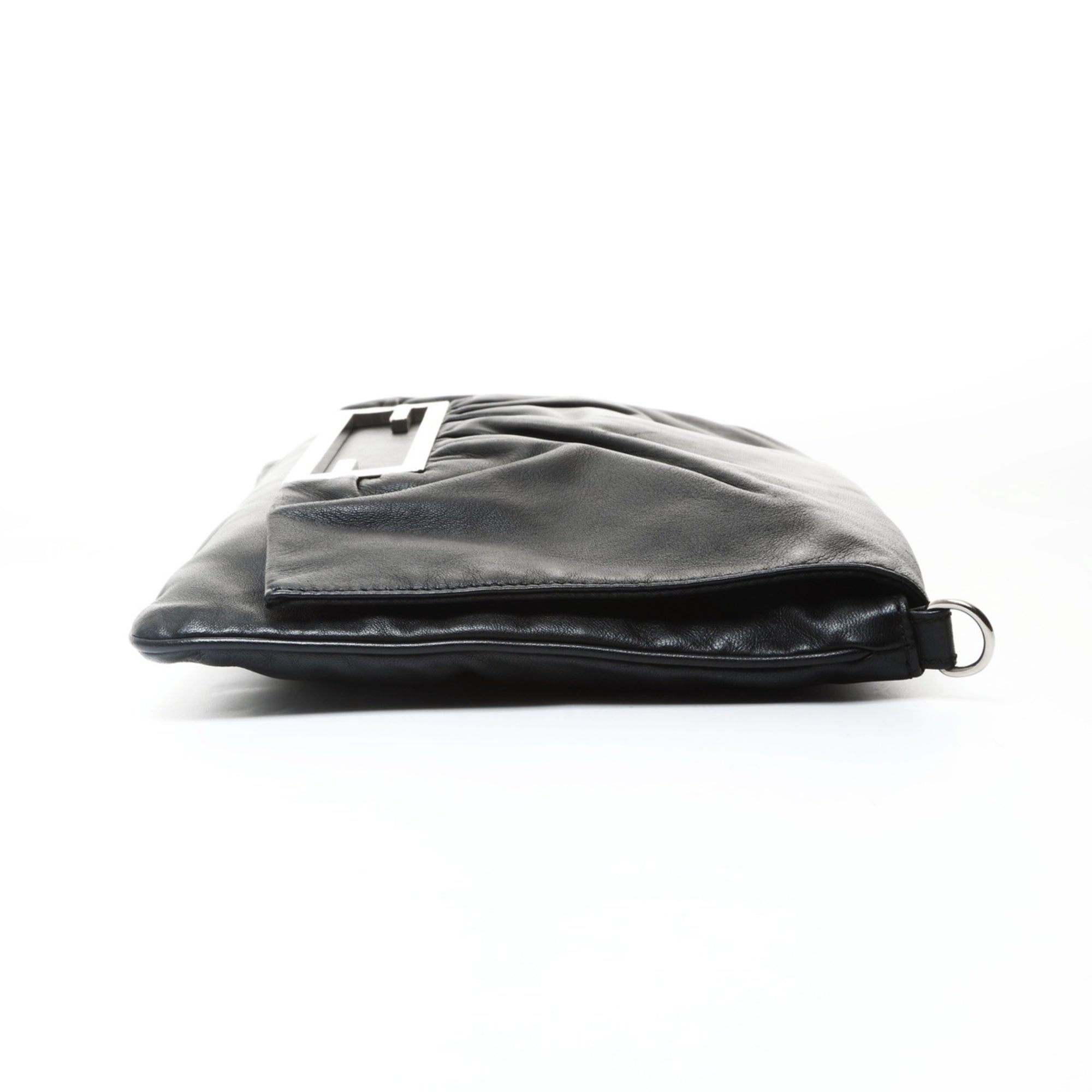 Fendi Black Leather Shoulder Bag (Pre-Owned)