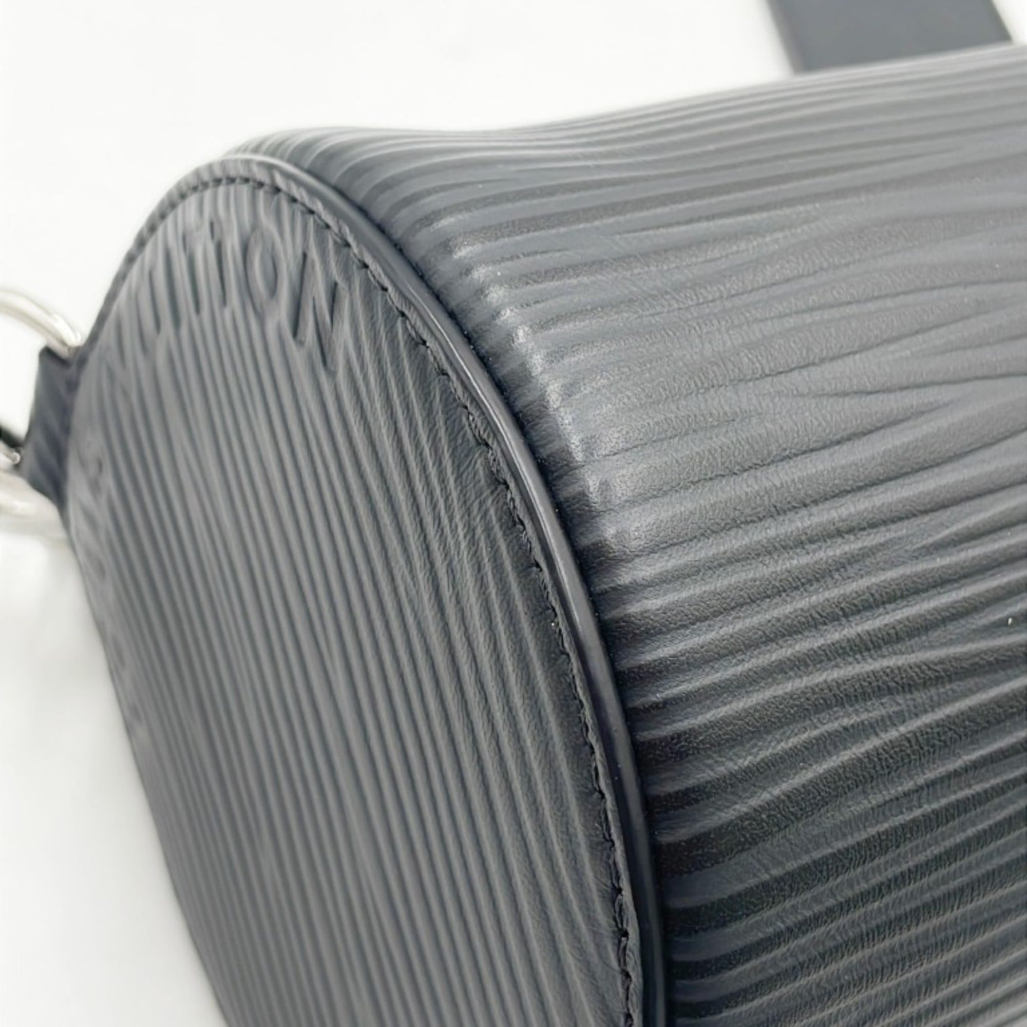 Louis Vuitton Epi Black Epi Leather Handbag (Pre-Owned)