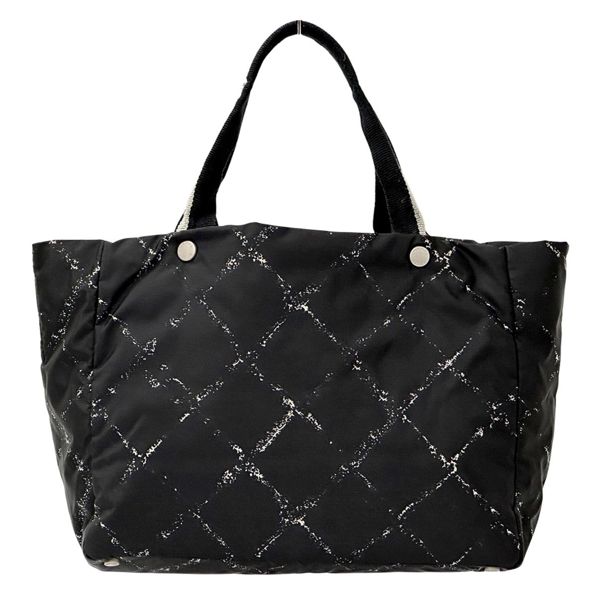 Chanel Black Nylon Tote Bag (Pre-Owned)