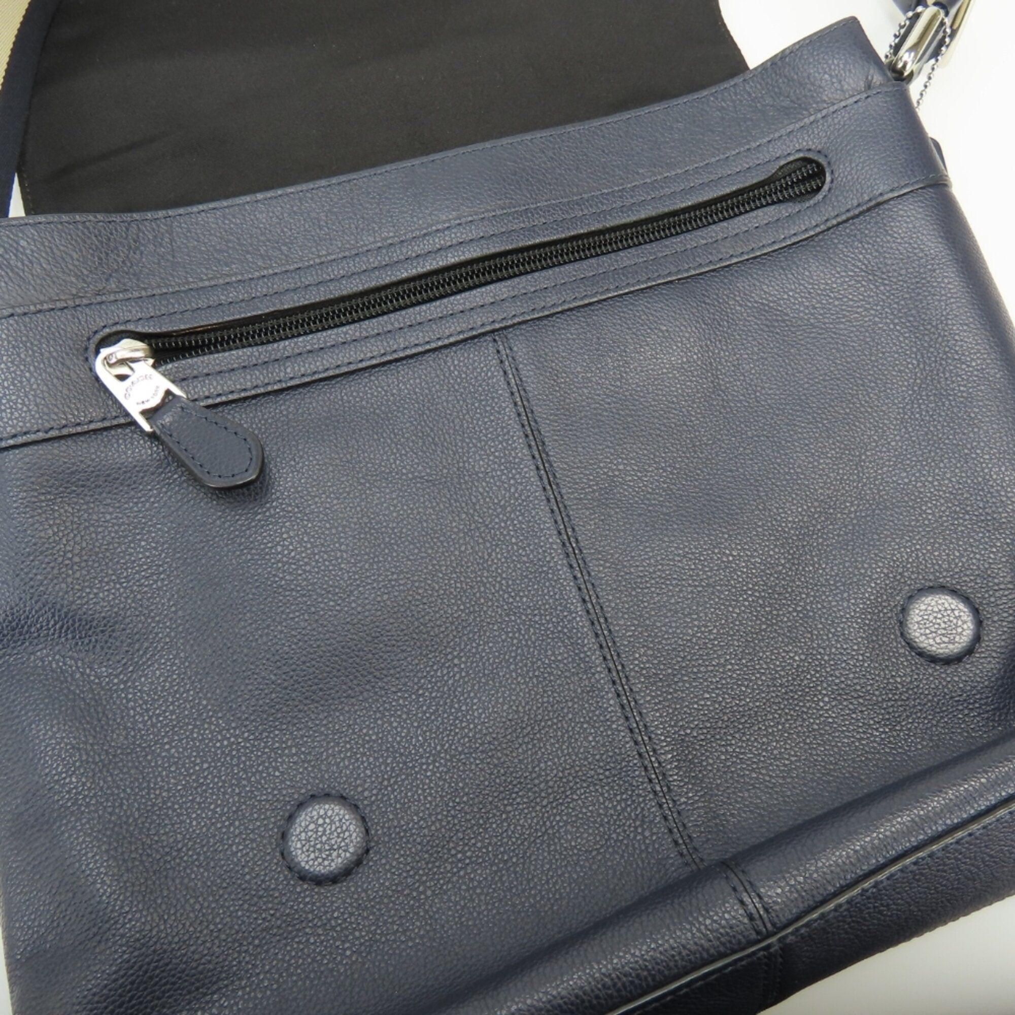 Coach Navy Leather Shoulder Bag (Pre-Owned)