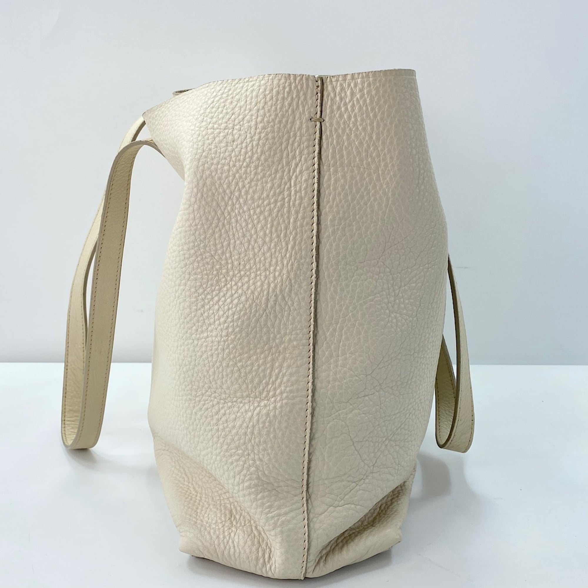 Prada White Leather Tote Bag (Pre-Owned)
