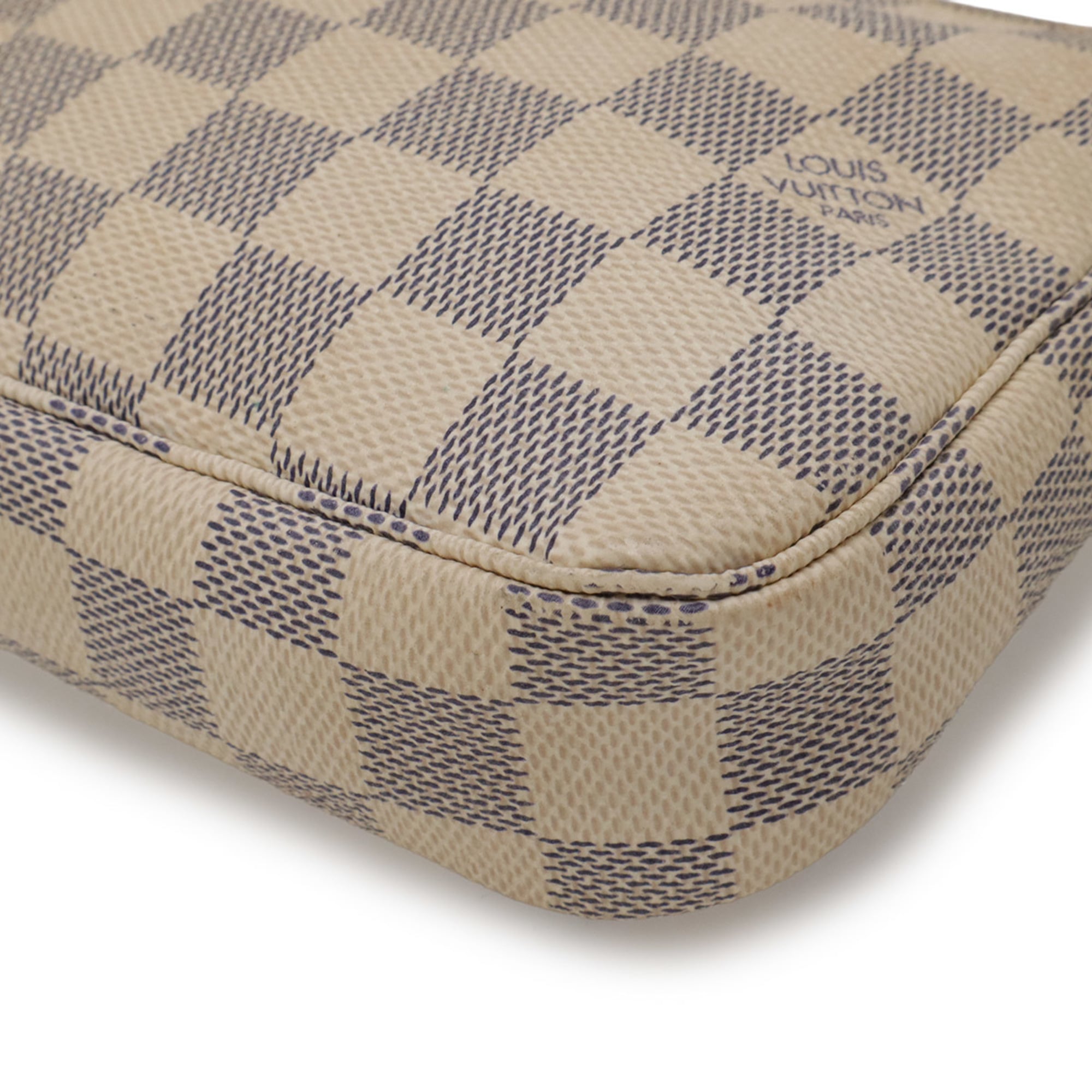 Louis Vuitton Ivory Damier Azur Handbag Pochette Pouch Shoulder Bag (Pre-Owned)