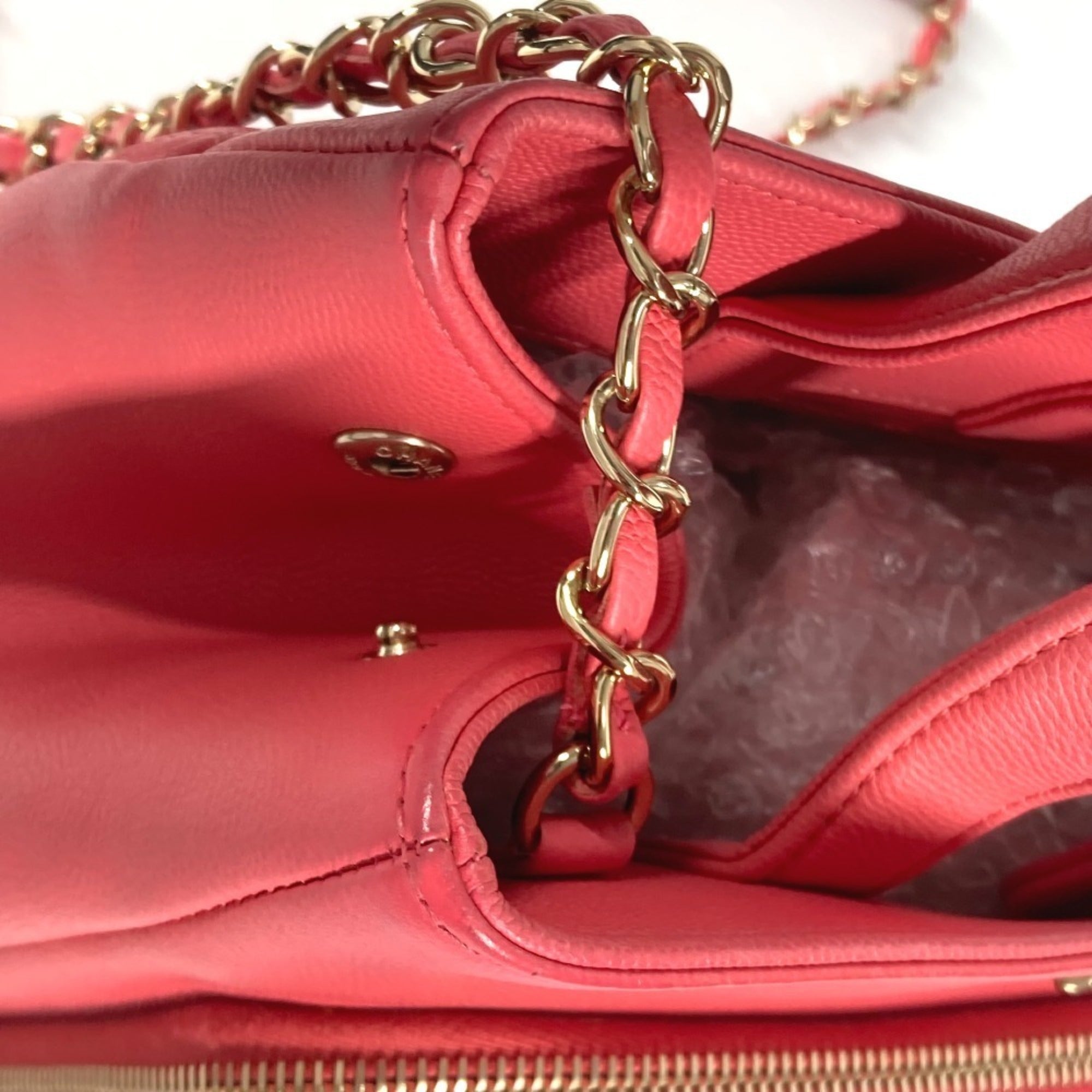 Chanel Pink Grained Calfskin Shoulder Bag Tote Bag (Pre-Owned)