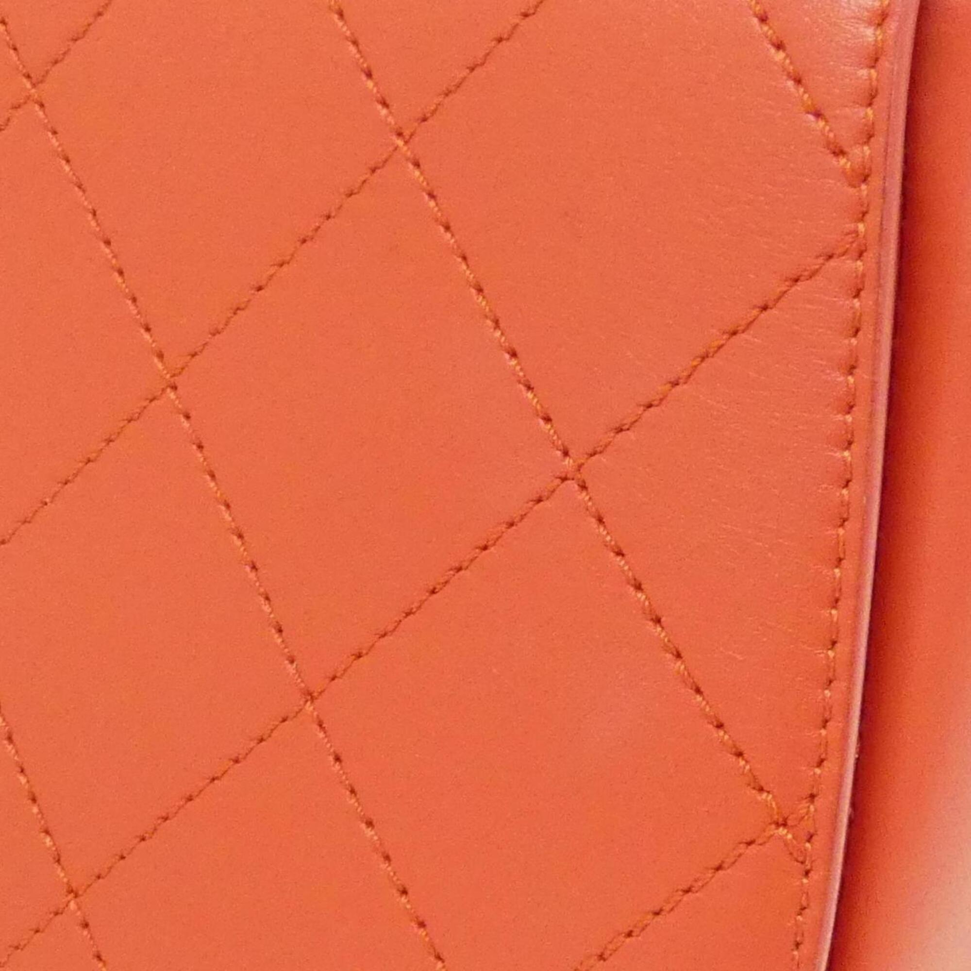 Chanel Red Color Leather Handbag (Pre-Owned)