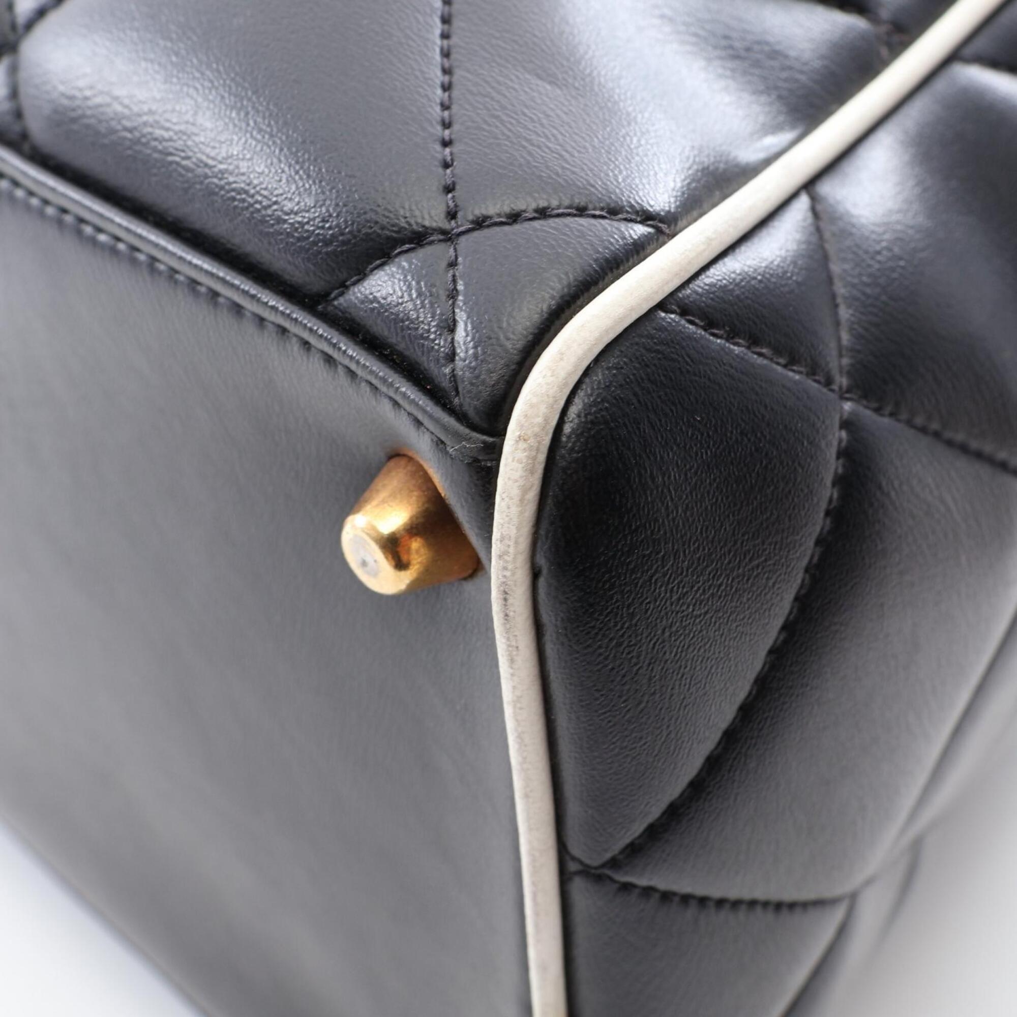 Chanel Black White Leather Boston Bag Handbag (Pre-Owned)