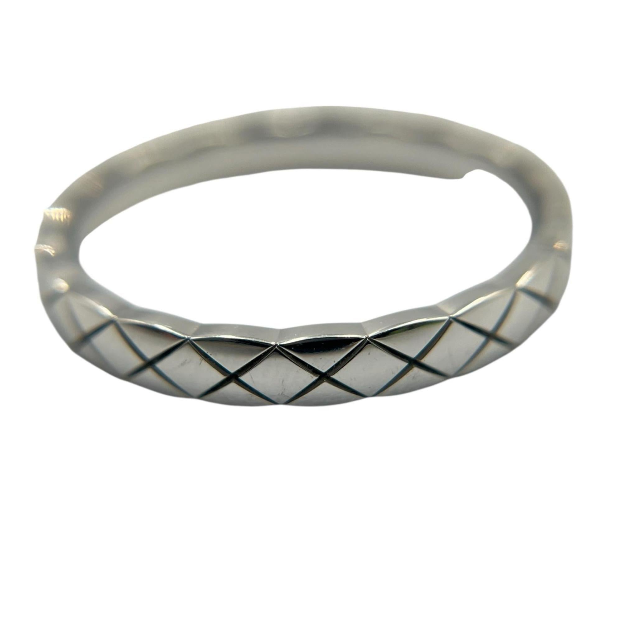 Chanel White White Gold (18K) Band Ring (Pre-Owned)
