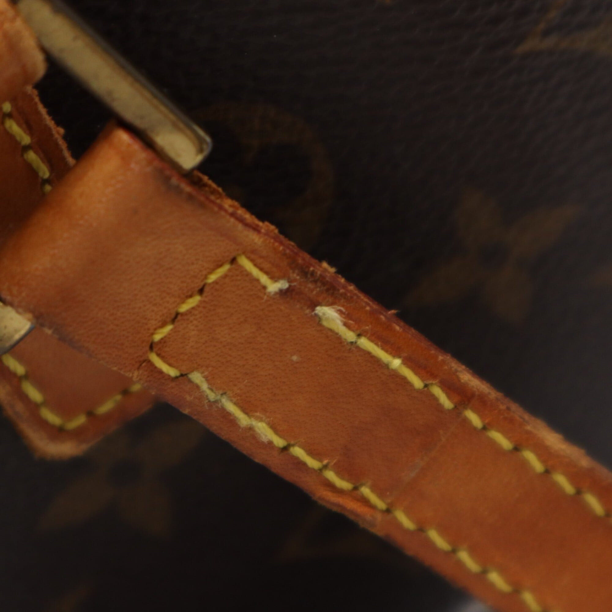 Louis Vuitton Monogram Beige Brown Coated Canvas Leather Handbag (Pre-Owned)