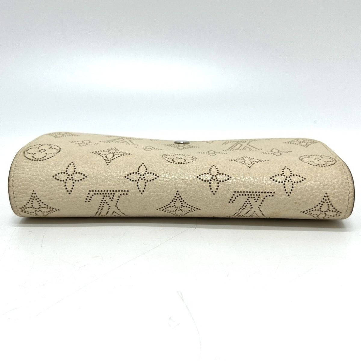 Louis Vuitton White Leather Long Wallet (Bi-Fold) (Pre-Owned)