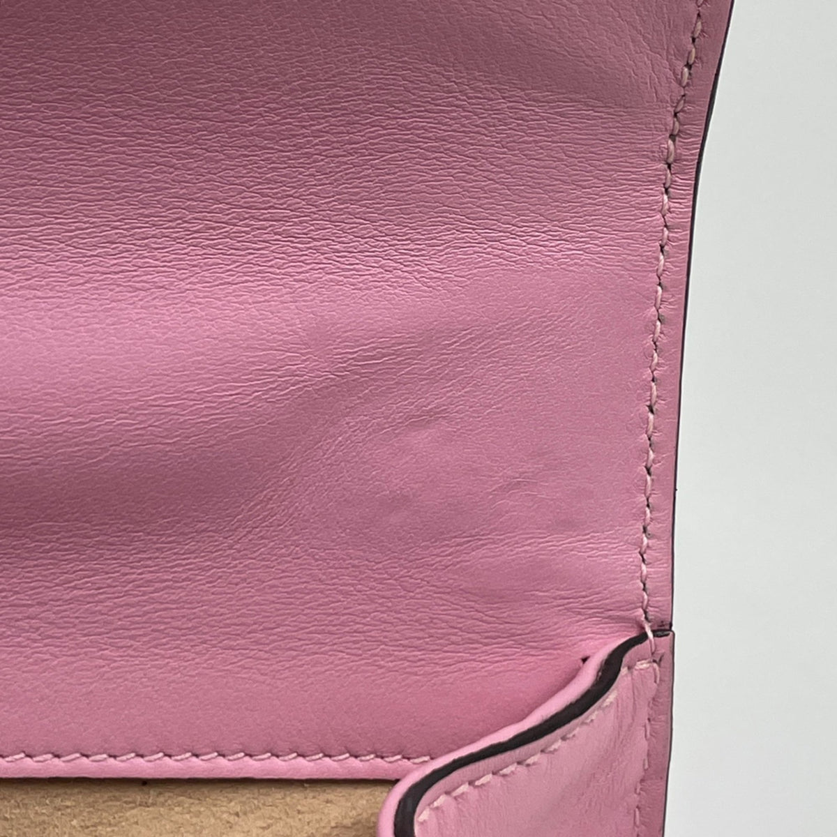 Gucci Beige Multi-Color Pink Coated Canvas Leather Shoulder Bag (Pre-Owned)