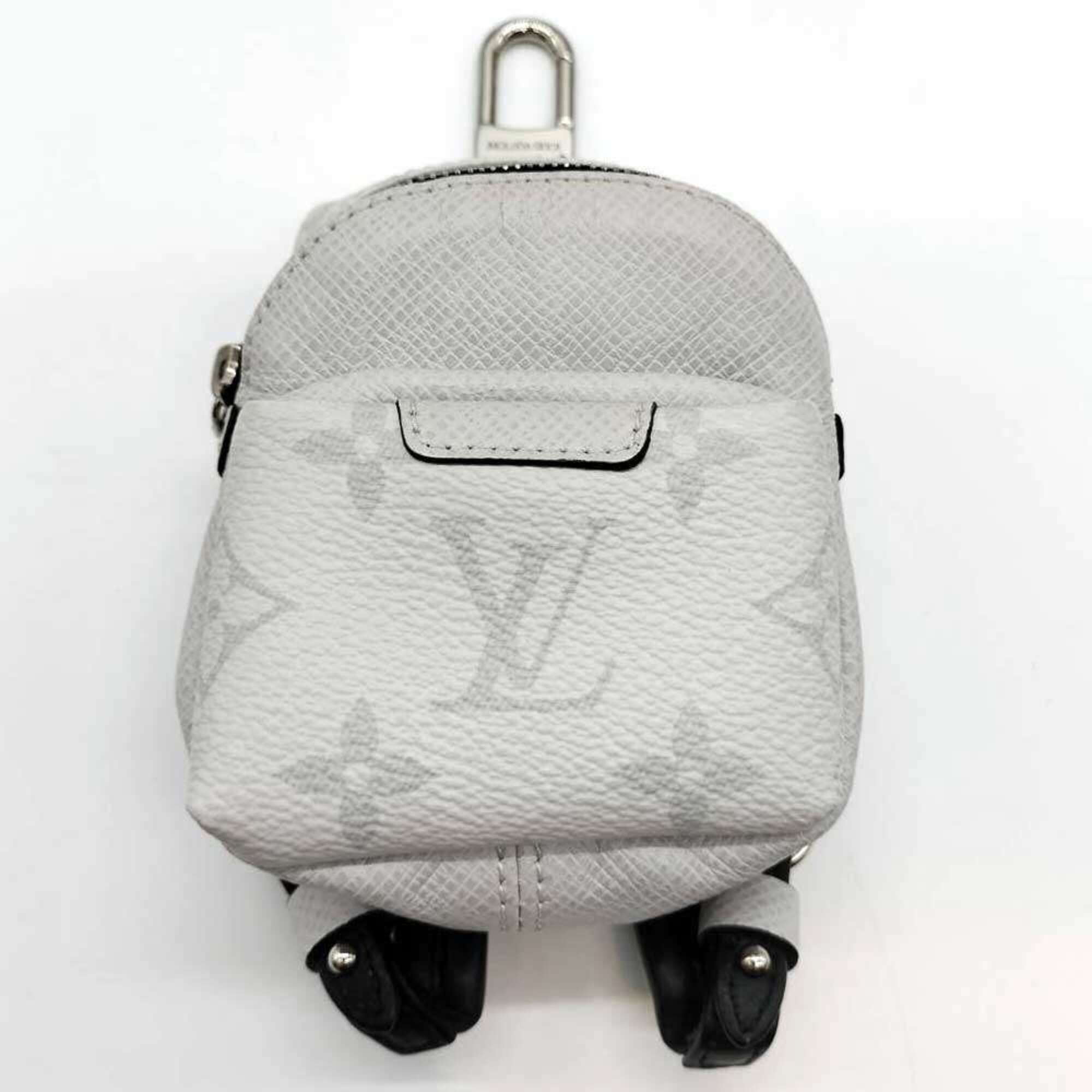 Louis Vuitton Taigarama White Taigarama Pouch (Pre-Owned)