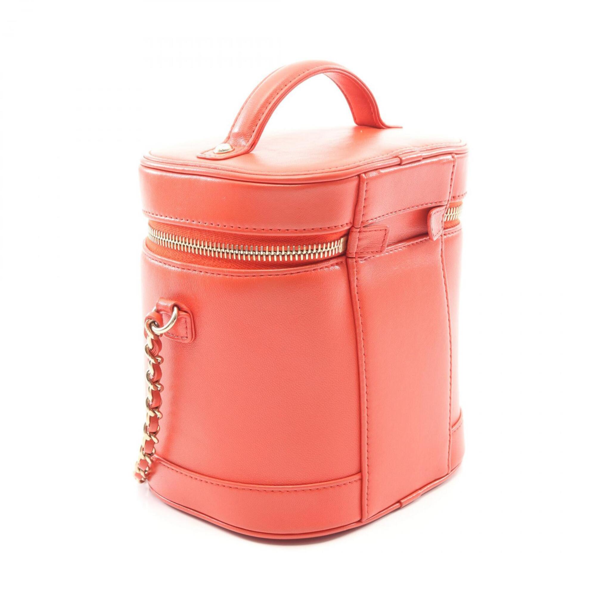 Chanel Red Color Leather Handbag (Pre-Owned)