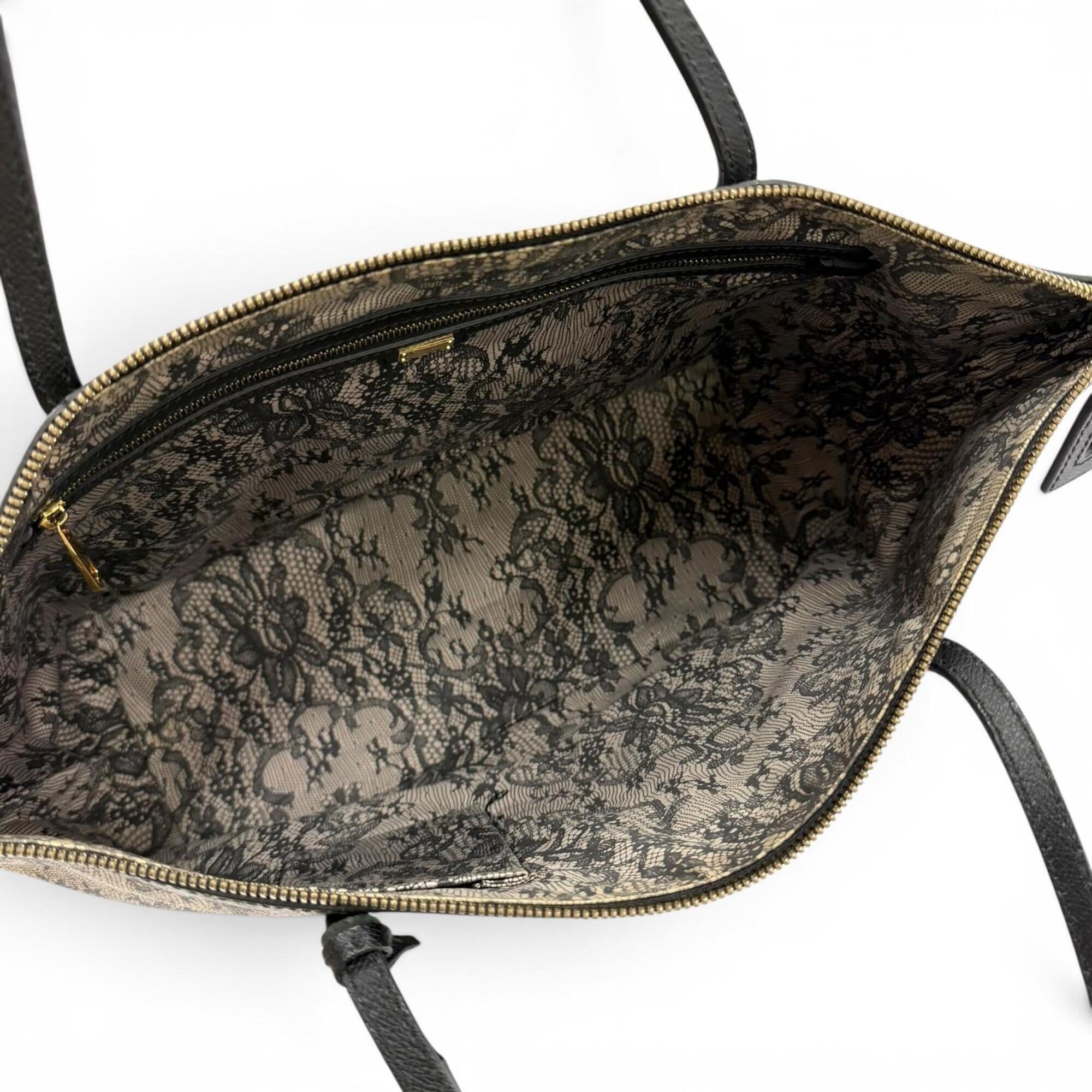 Dolce & Gabbana Beige Black Leather Tote Bag (Pre-Owned)