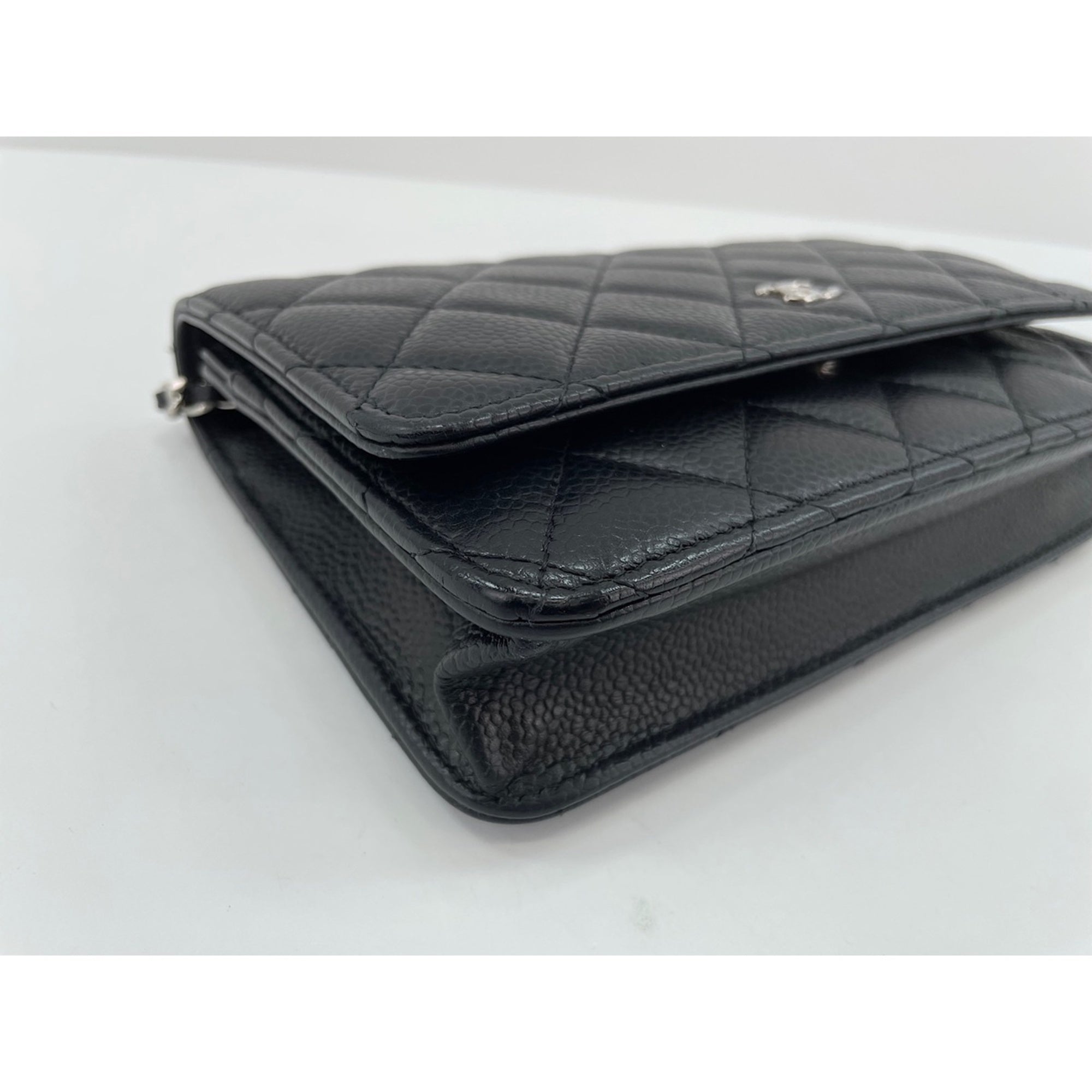 Chanel Matelasse Black Shoulder Bag (Pre-Owned)