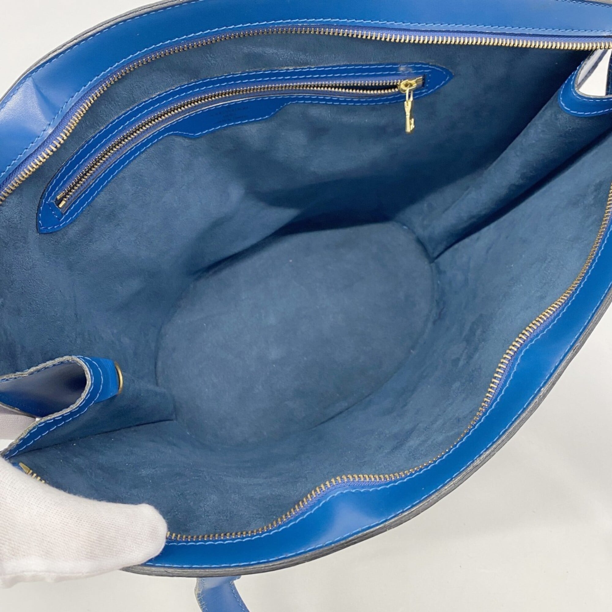 Louis Vuitton Toledo Blue Shoulder Bag (Pre-Owned)