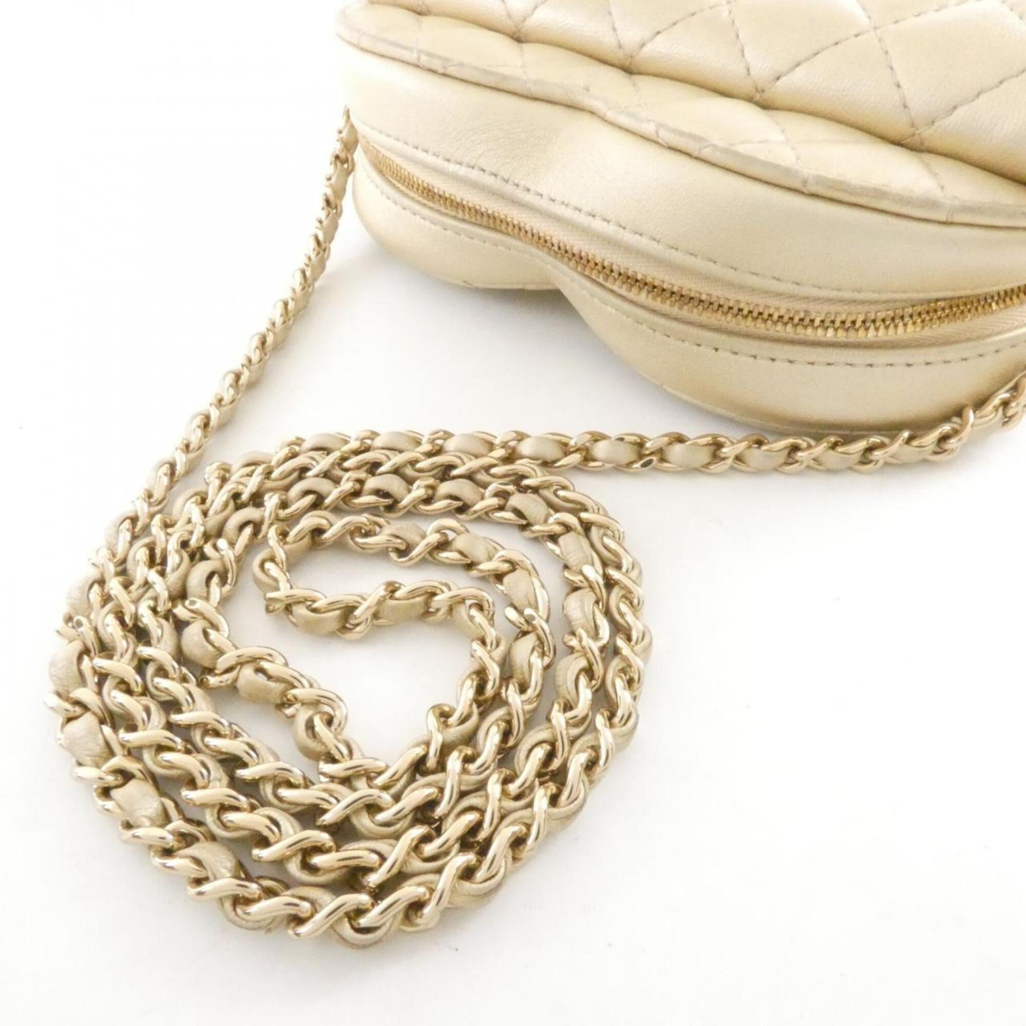Chanel Gold Shoulder Bag (Pre-Owned)
