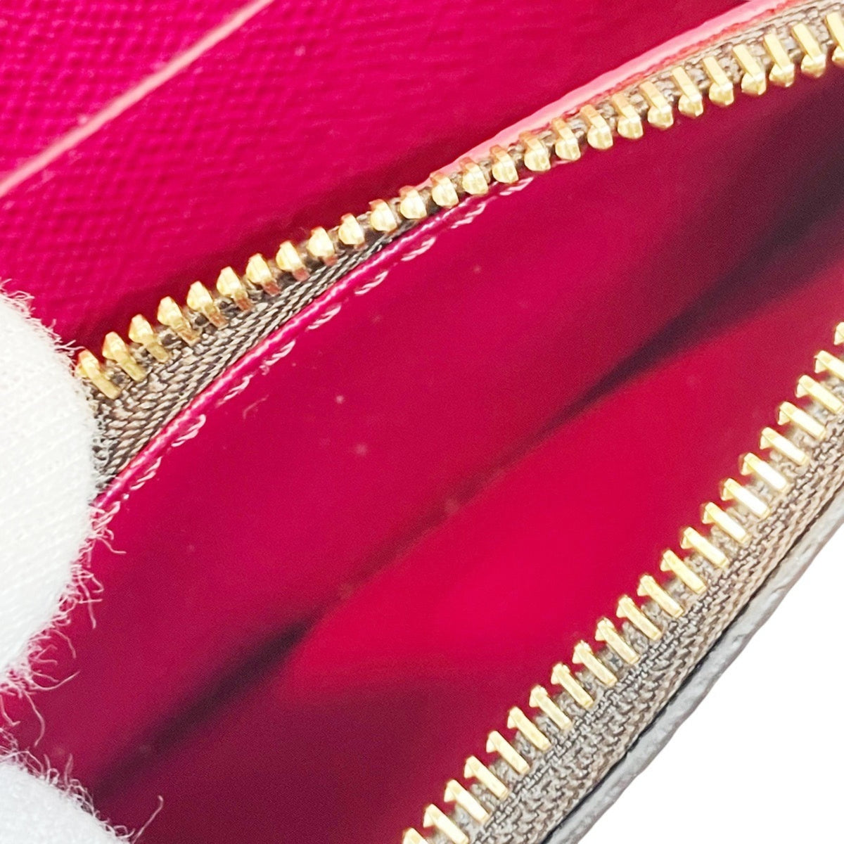 Louis Vuitton Rose Ballerine Coated Canvas Coin Purse/Coin Case (Pre-Owned)