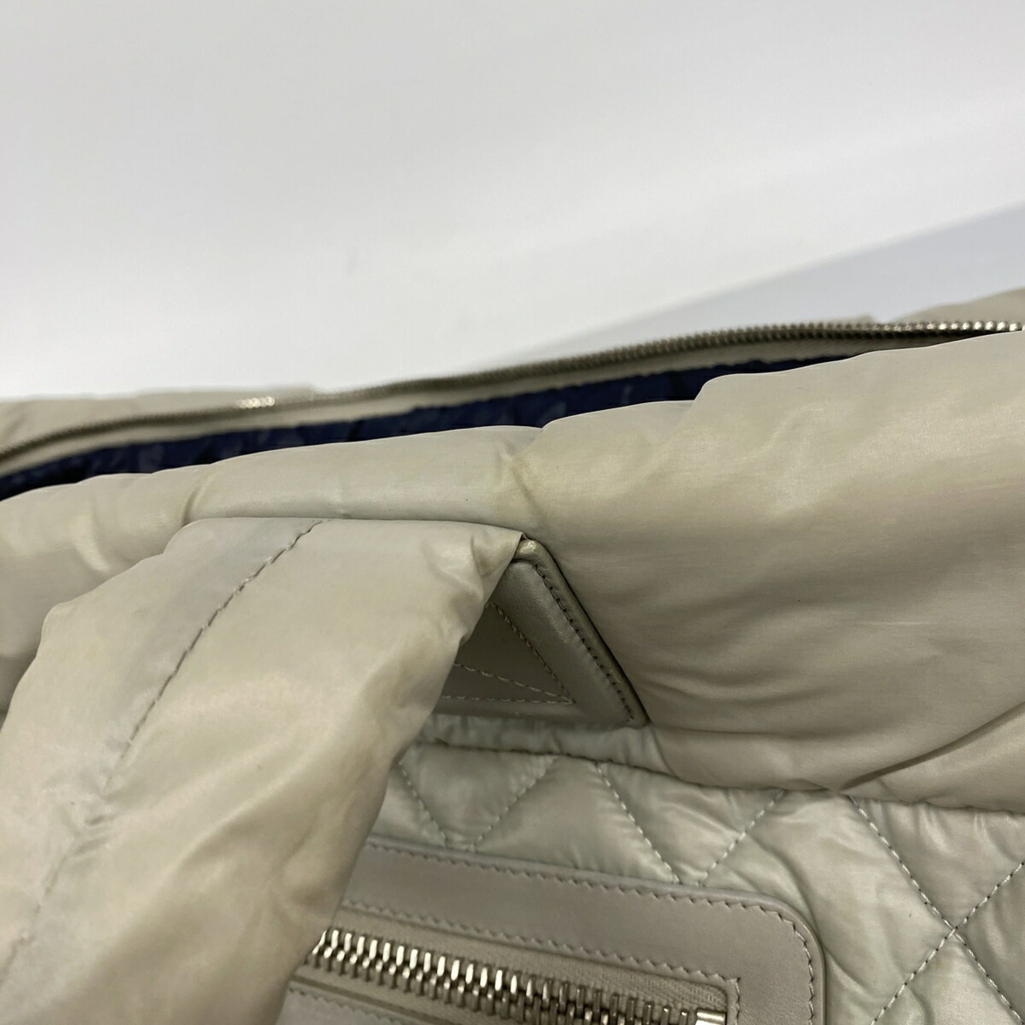Chanel Gray Nylon Tote Bag (Pre-Owned)