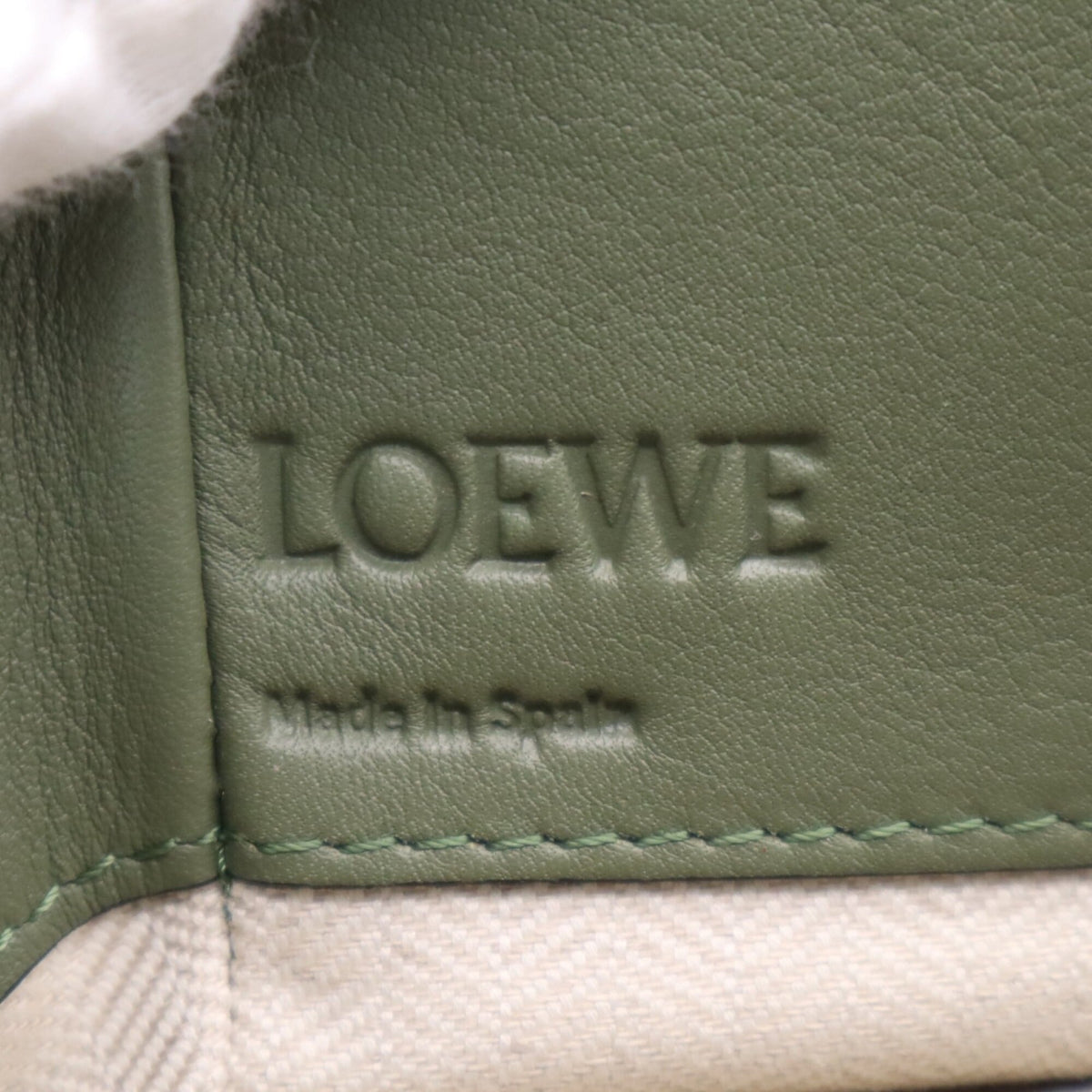 Loewe Hammock Green Leather Handbag (Pre-Owned)