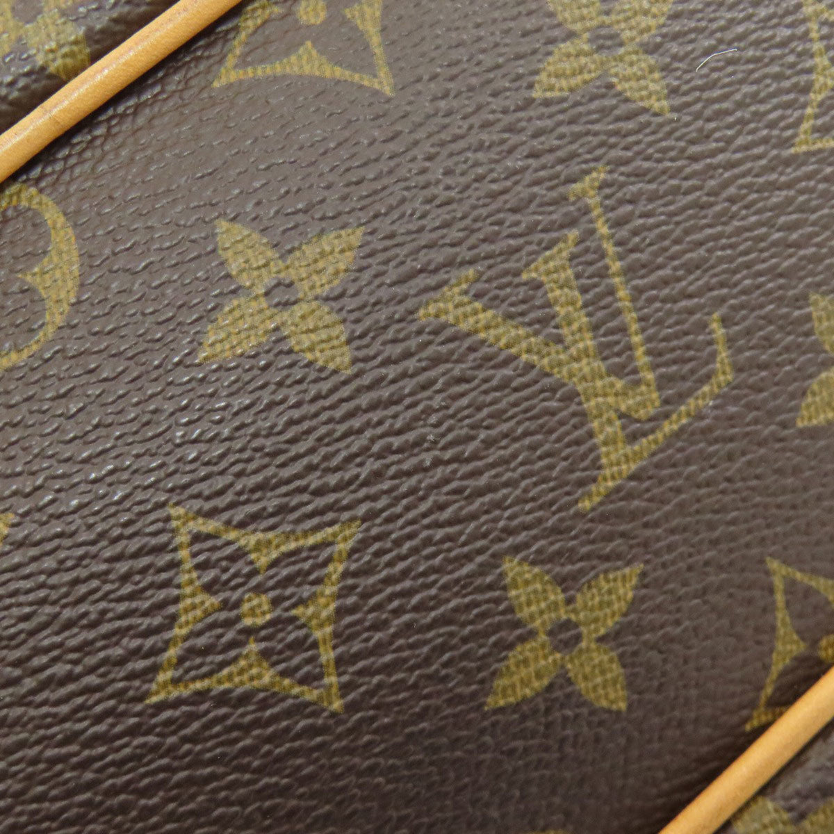 Louis Vuitton Monogram Monogram Canvas Handbag (Pre-Owned)