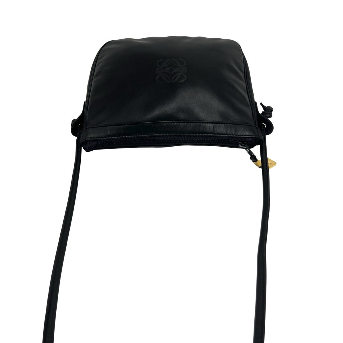 Loewe Black Leather Pochette Shoulder Bag (Pre-Owned)