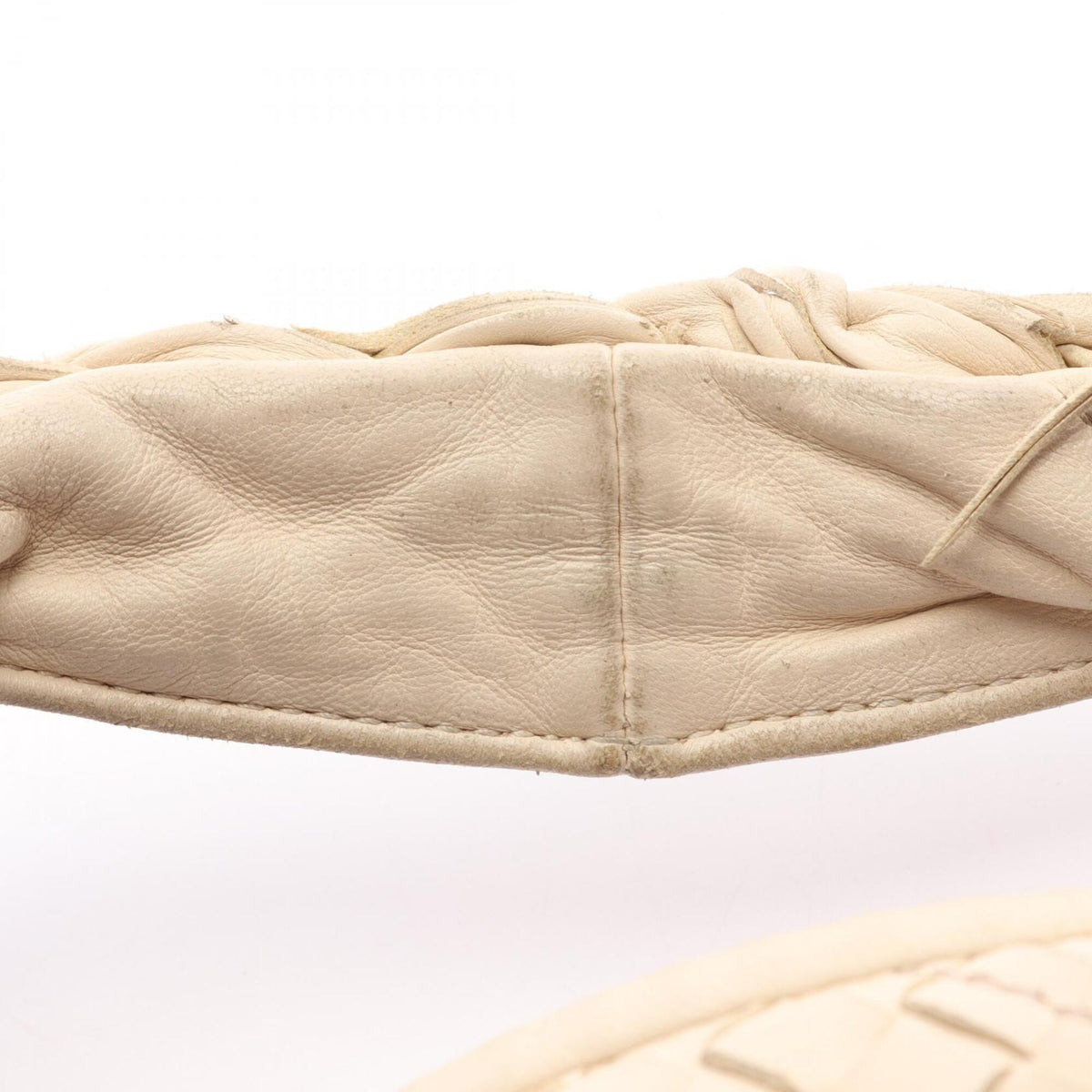 Bottega Veneta Ivory Intrecciato Handbag (Pre-Owned)