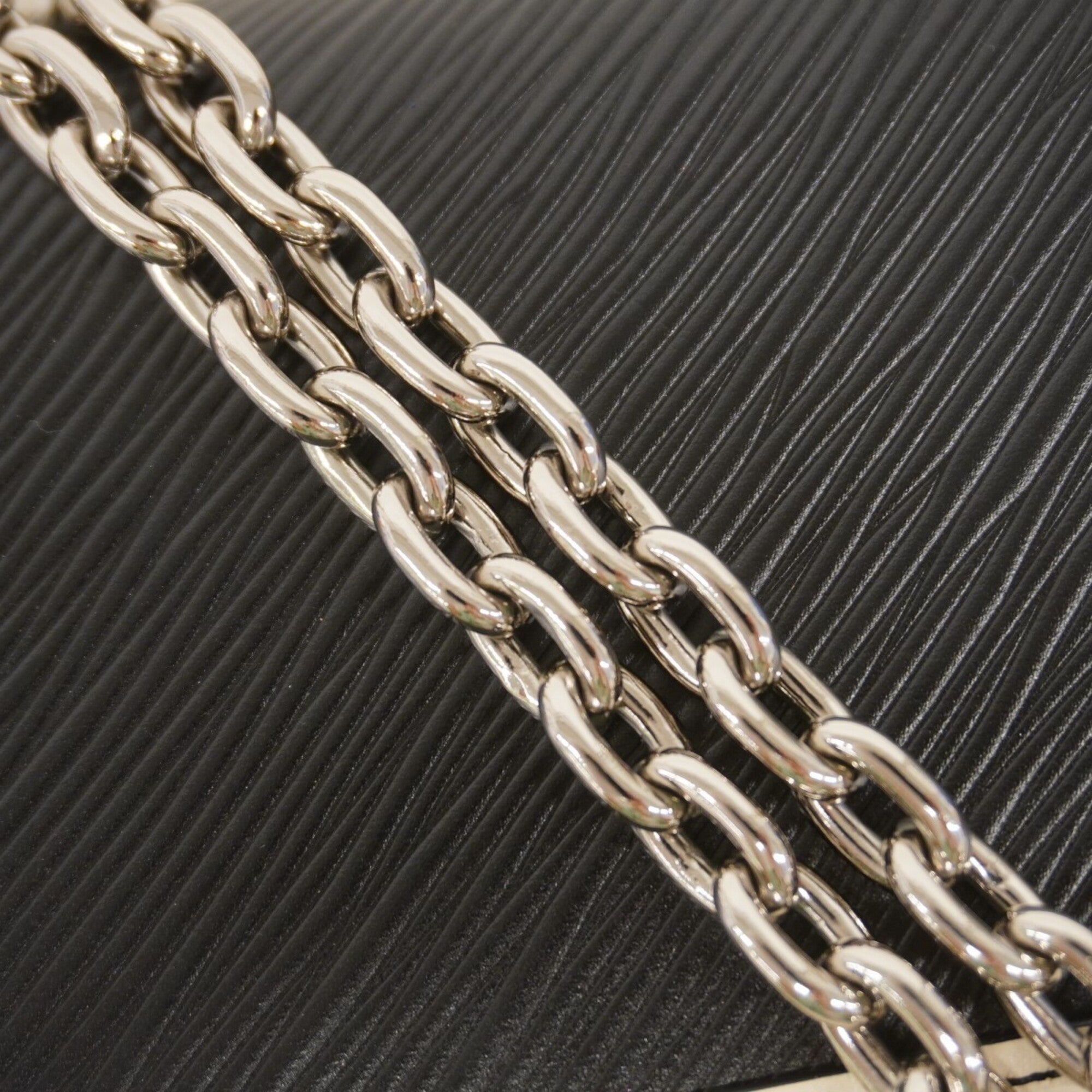 Louis Vuitton Noir Chain/Shoulder Wallet (Pre-Owned)