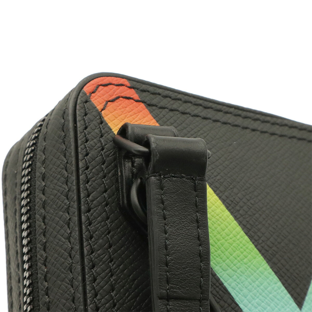 Louis Vuitton Multi-Color Noir Taiga Leather Pochette Shoulder Bag (Pre-Owned)